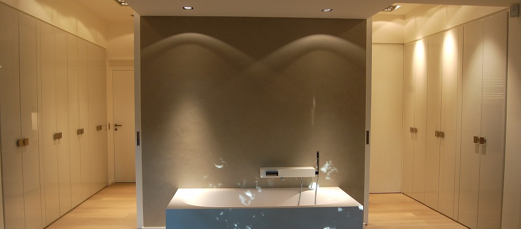 #16 salle de bain-dressing porte laquée brillantes